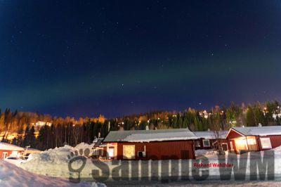 Nordlicht
auf der suche nach dem Polarlicht Aurora Borealis
Schlüsselwörter: Nordland;Norwegen;Schweden;Dänemark;Aurora Borealis;Trondheim;Tromsö;Umea;Mo I Rana;Polarkreis;Arctic Circle;Nordkap: Bergen