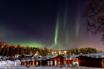 Nordlicht
auf der suche nach dem Polarlicht Aurora Borealis
Schlüsselwörter: Nordland;Norwegen;Schweden;Dänemark;Aurora Borealis;Trondheim;Tromsö;Umea;Mo I Rana;Polarkreis;Arctic Circle;Nordkap: Bergen