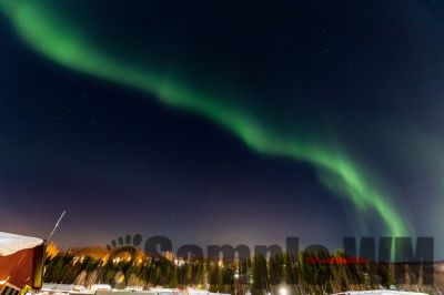Nordlicht
auf der suche nach dem Polarlicht Aurora Borealis
Schlüsselwörter: Nordland;Norwegen;Schweden;Dänemark;Aurora Borealis;Trondheim;Tromsö;Umea;Mo I Rana;Polarkreis;Arctic Circle;Nordkap: Bergen
