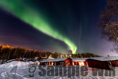 Nordlicht
auf der suche nach dem Polarlicht Aurora Borealis
Schlüsselwörter: Nordland;Norwegen;Schweden;Dänemark;Aurora Borealis;Trondheim;Tromsö;Umea;Mo I Rana;Polarkreis;Arctic Circle;Nordkap: Bergen